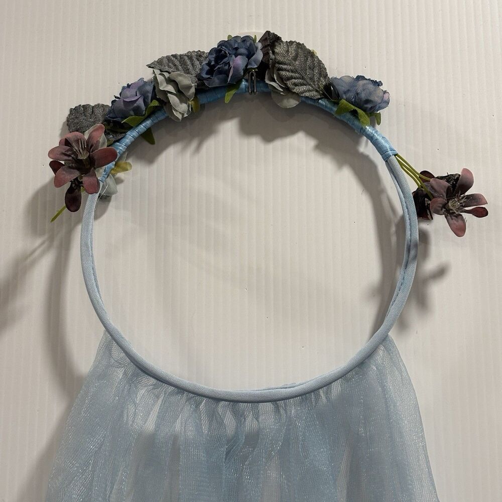 Spirit Halloween Corpse Bride Emily Flower Crown W/ Veil, Wig, Fingerless Gloves - Picture 4 of 9